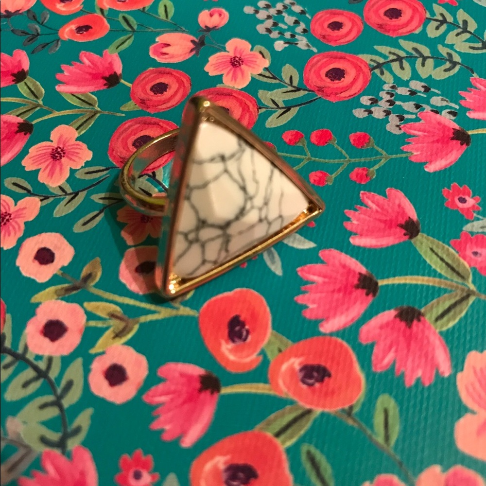 Marble Triangle Ring - Picture 2 of 2
